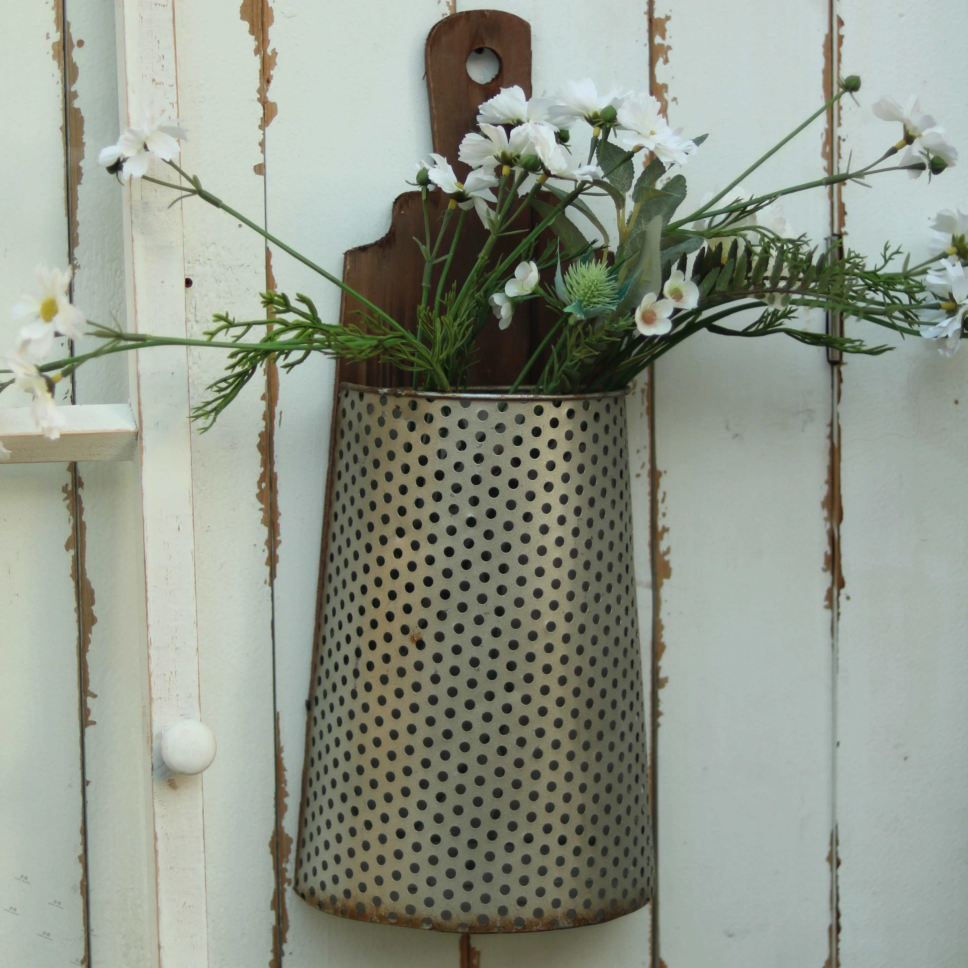 

Unique Design Vintage Handcrafted Home Decor Vase for Wall