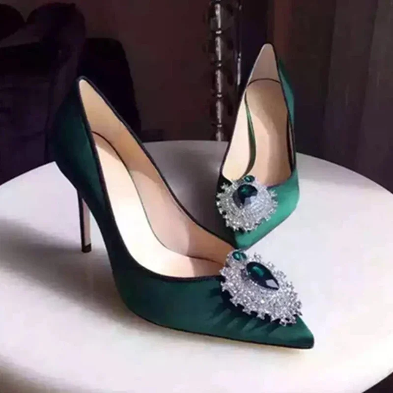 Туфли-лодочки женские атласные пикантная модная дизайнерская обувь с