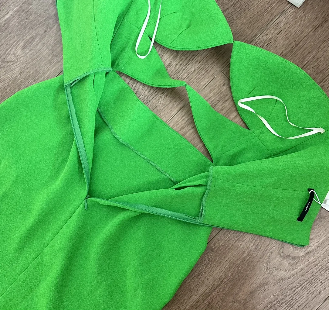 Женское ФЛУОРЕСЦЕНТНОЕ зеленое ажурное платье миди без бретелек