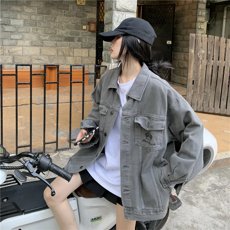 

Цементно-серая джинсовая куртка Женская Весенняя новая свободная универсальная куртка BF в гонконгском ретро-стиле с длинными рукавами