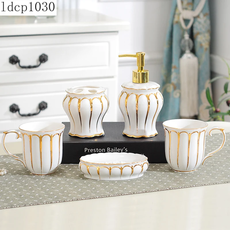 European-style Luxury Bathroom Supplies Gold White Ceramic Toothbrush Holder/mouthwash Cup/lotion Bottle/bathroom Decoration