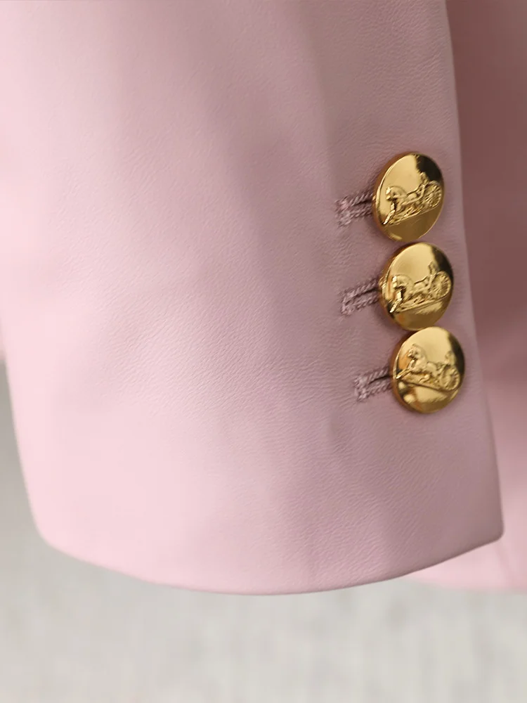 Рисунок 5 - Пальто из натуральной кожи для женщин