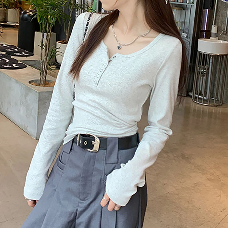 2023 Осенняя Футболка с заклепками на пуговицах женская футболка длинным рукавом