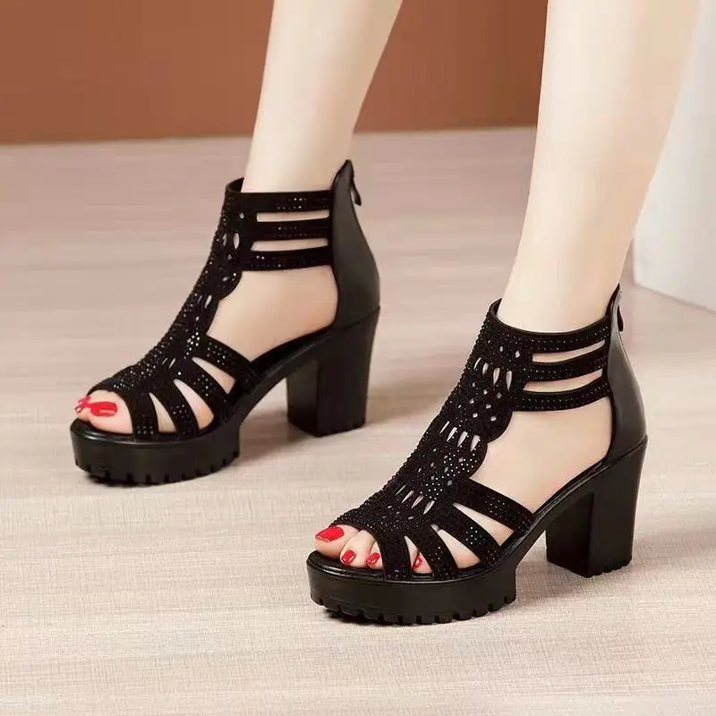 

2022 Summer High Heels Gladiator Sandals Woman Open Head Sexy Rhinestones Block Heel Platform Shoes Back Zip Women Sandals 35-40
