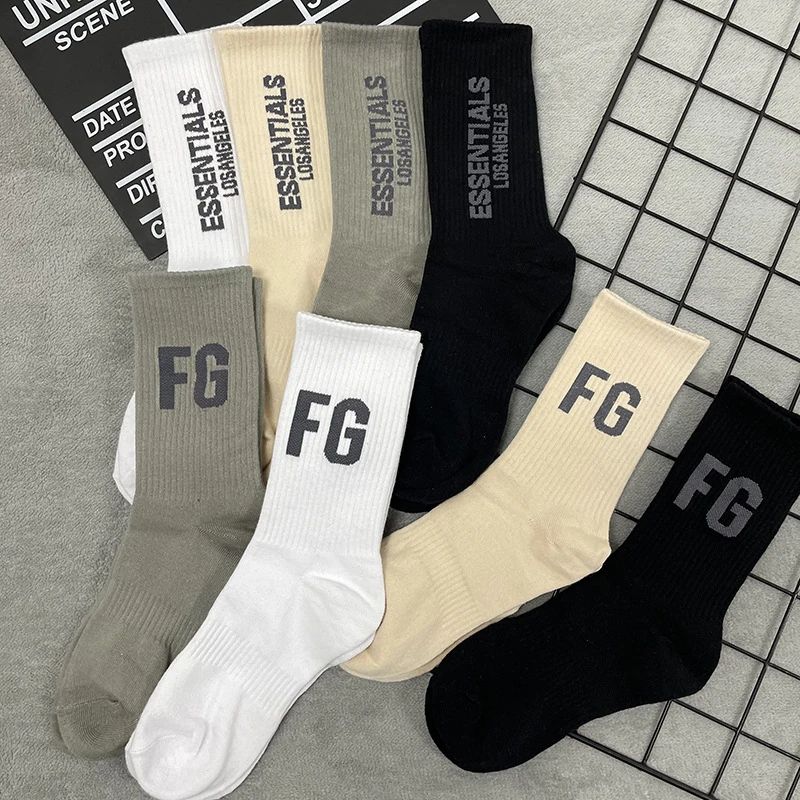 Socks Men Printing Sports Socks Long Tube Cotton Socks Skateboard Casual Men and Women Couples Fashion Hip-hop Tide Socks