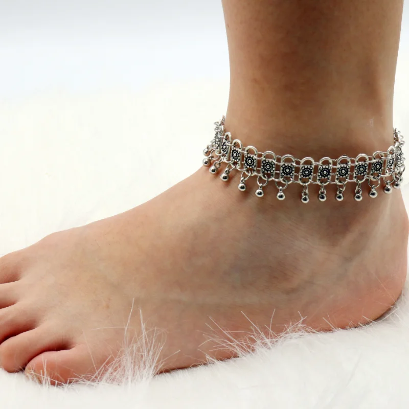 

Bohemia Ethnic Anklets Fashion Vintage Jewelry for Women Trendy Charm Chains Punk Accessory Layered Metal Beach Decoration Gift