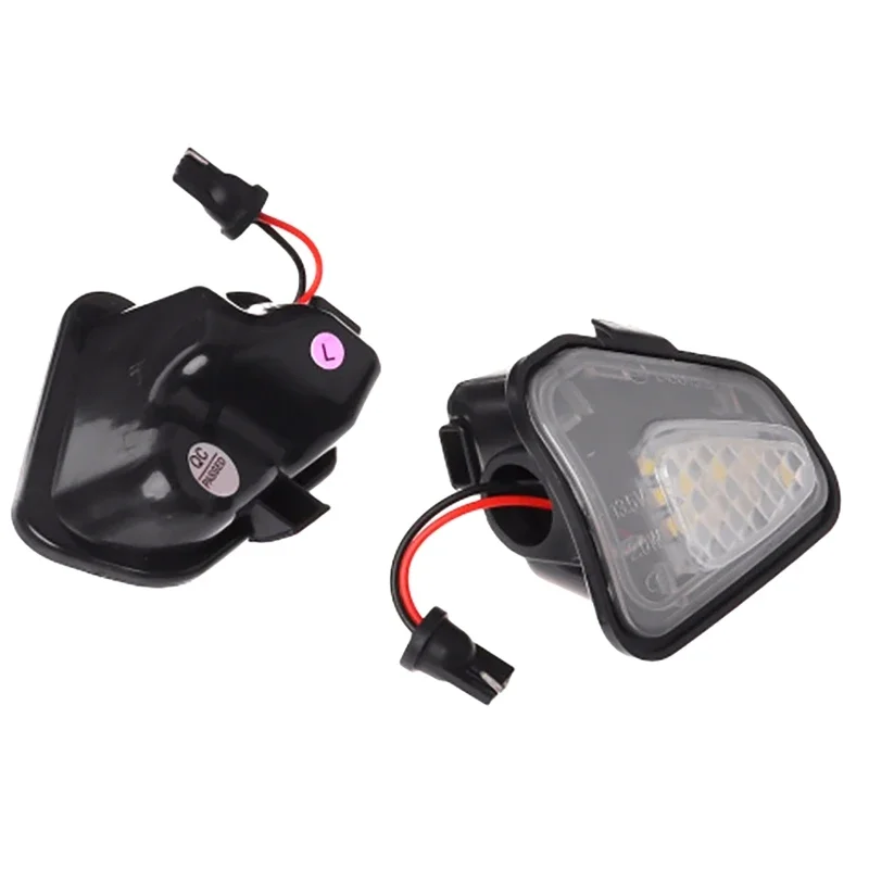 Автомобильная фотолампа с зеркалом заднего вида