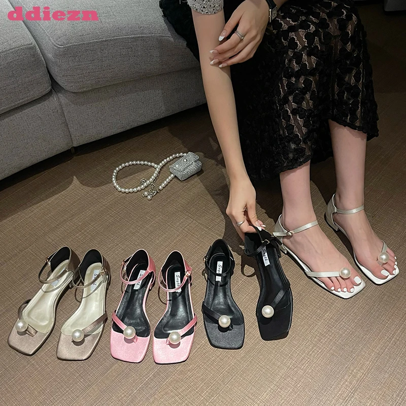 

Fashion Sandals 2023 Female Flip Flops Flats Shoes For Women Slides Casual Footwear Shallow Round Toe Pearl Ladies Flats Shoes