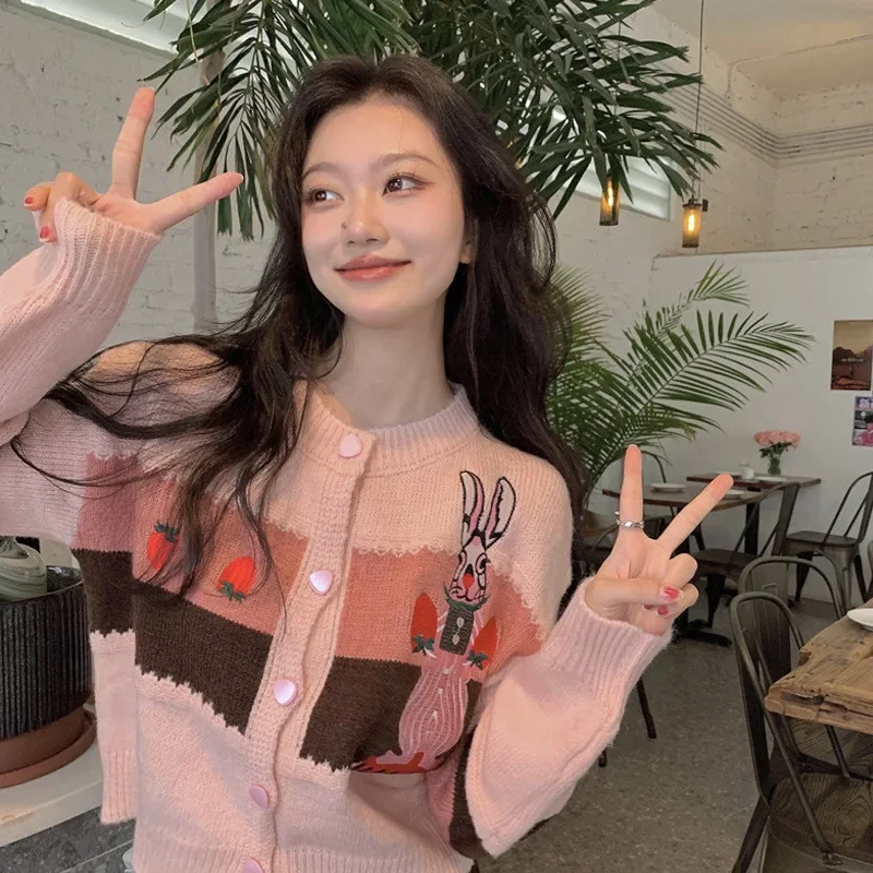 Розовый свитер женский дизайн чувственная ниша осень/зима 2023 консервативный