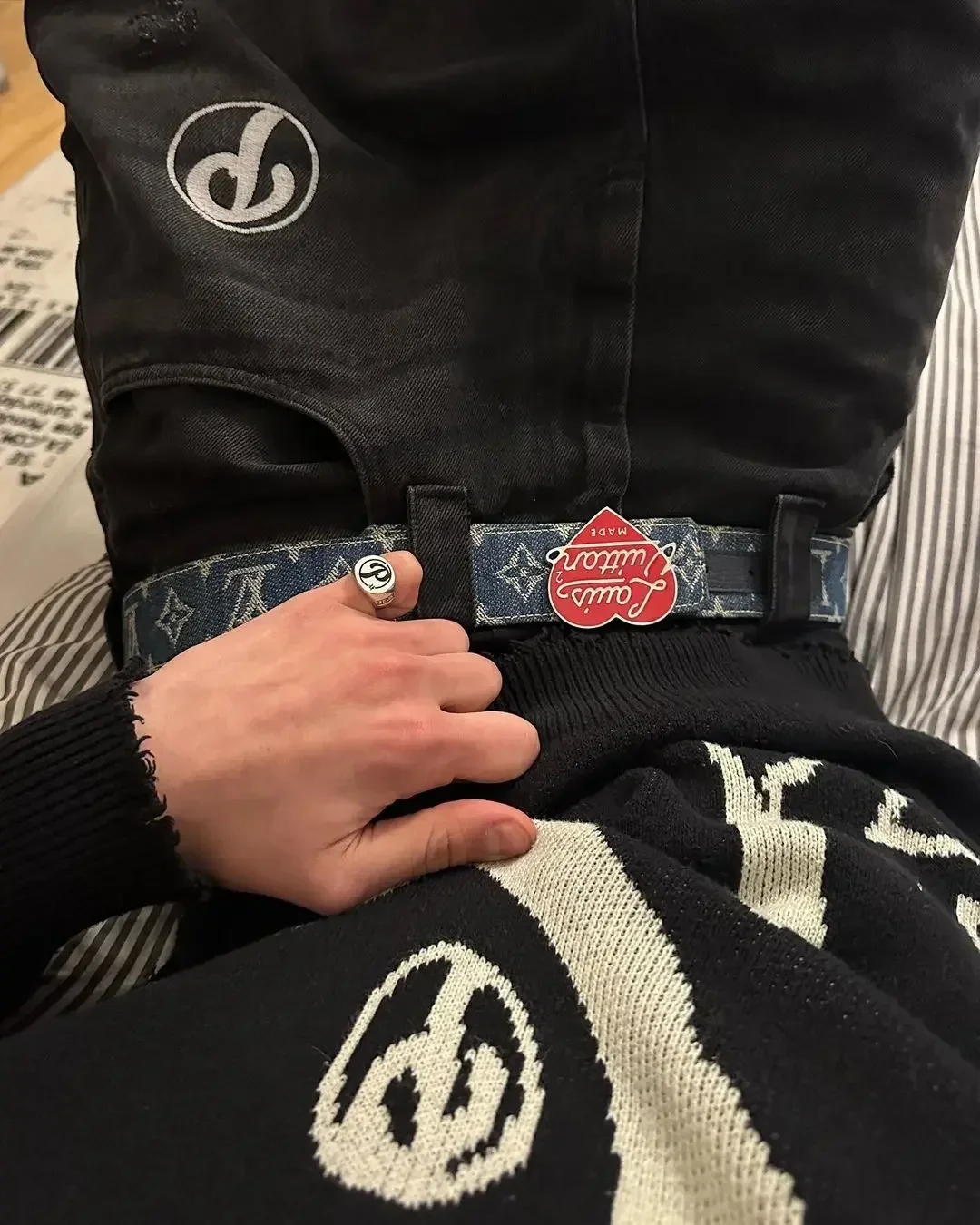 Y2K Męskie niebieskie dżinsy z nadrukowanymi literami wysokiej klasy moda hip-hopowy trend proste spodnie na co dzień luźna para uliczne