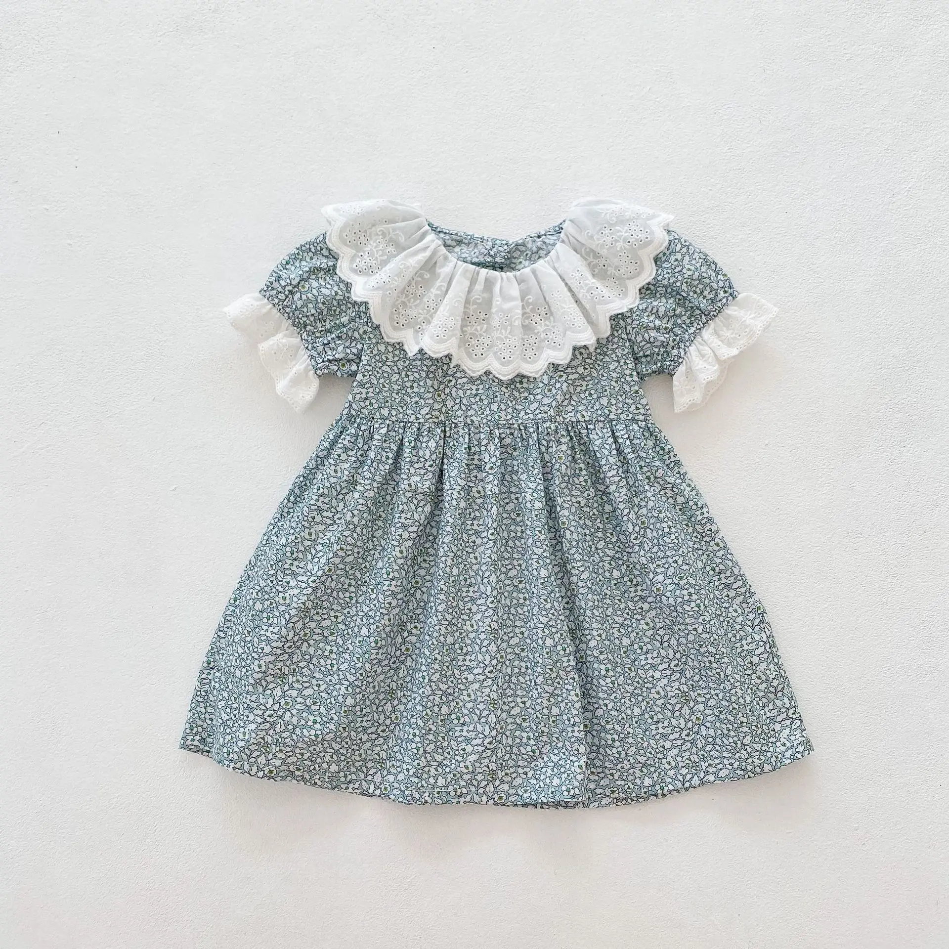 

Sweet Baby Girl New Arrival Clothes Cute Floral Puff Sleeve Kid Toddler Retro Princess Dress With White Cutout Bib 2pc Set