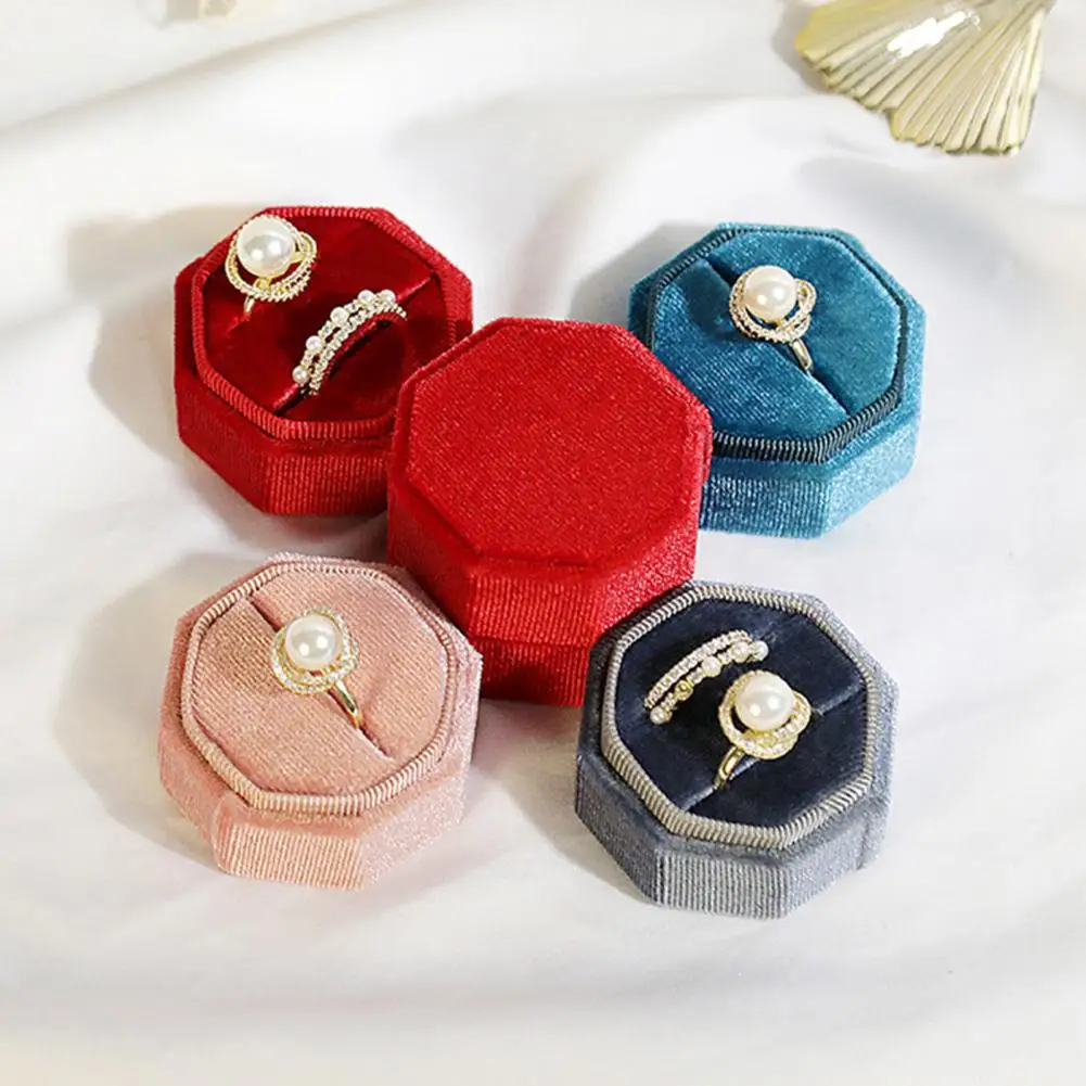

Useful Ring Box Single/Double Slots Betrothal Ring Box with Lid Storing Engagement Wedding Party Lovers Ring Display Box