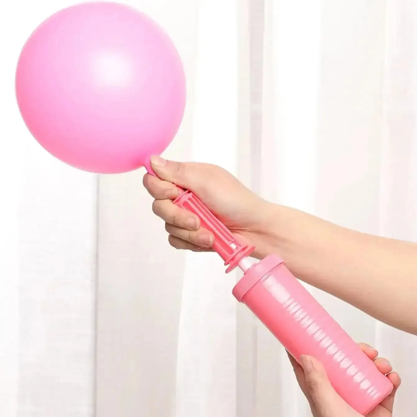 Надувные шары Макарон с использованием аксессуаров