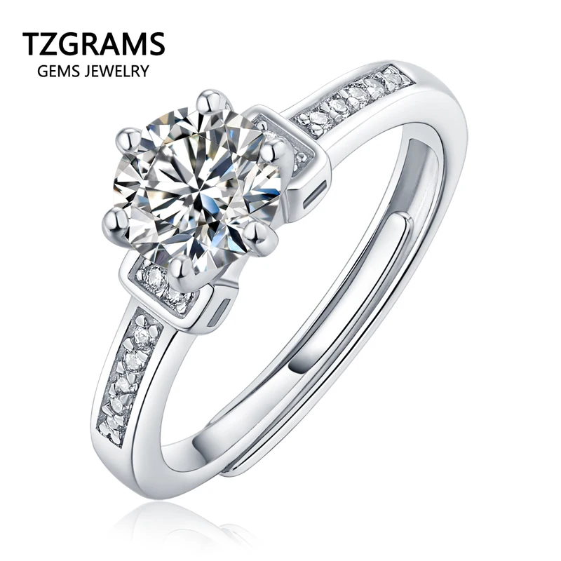 

Кольцо из серебра 925 пробы, с муассанитом