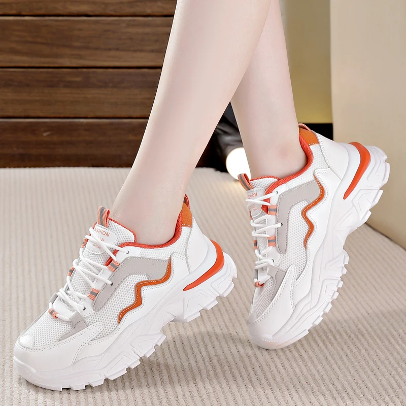 Всесезонные уличные женские кроссовки со шнуровкой модная Нескользящая женская