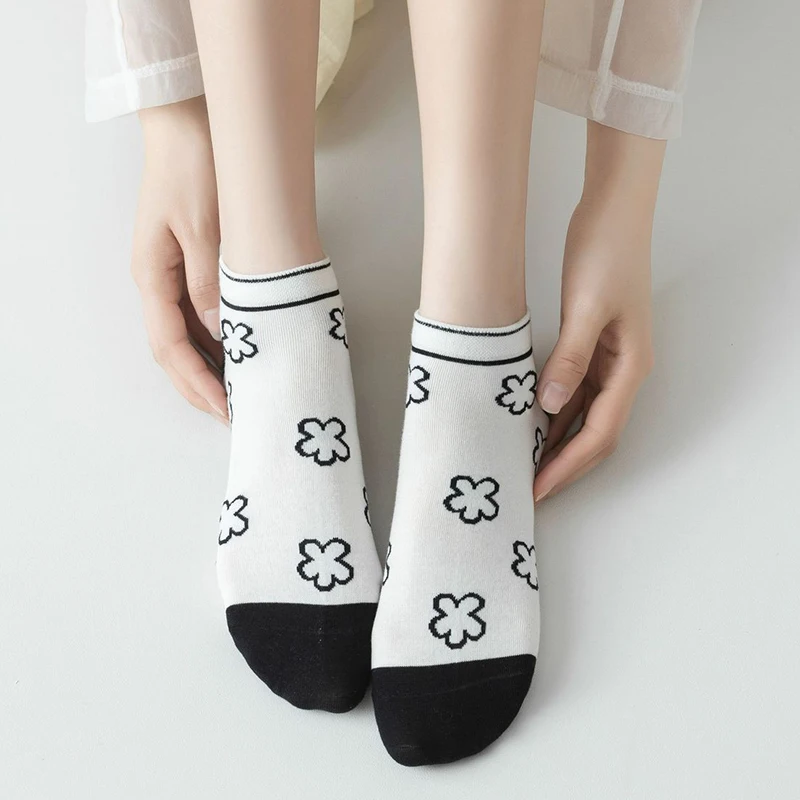 10 Pair Low Tube Asakuchi Women Socks Cute Cartoon Summer Short Boat Socks Cotton Invisible Breathable Korean Style Fashion New