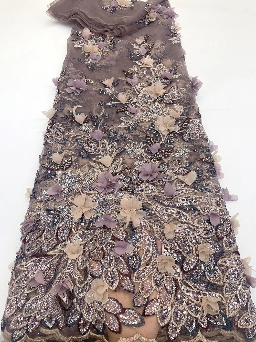 

2023 Newest 3D Flower African Beaded Lace Fabric Luxury Nigerian Sequins French Embroidery Tulle Lace Fabric Couture Materiel