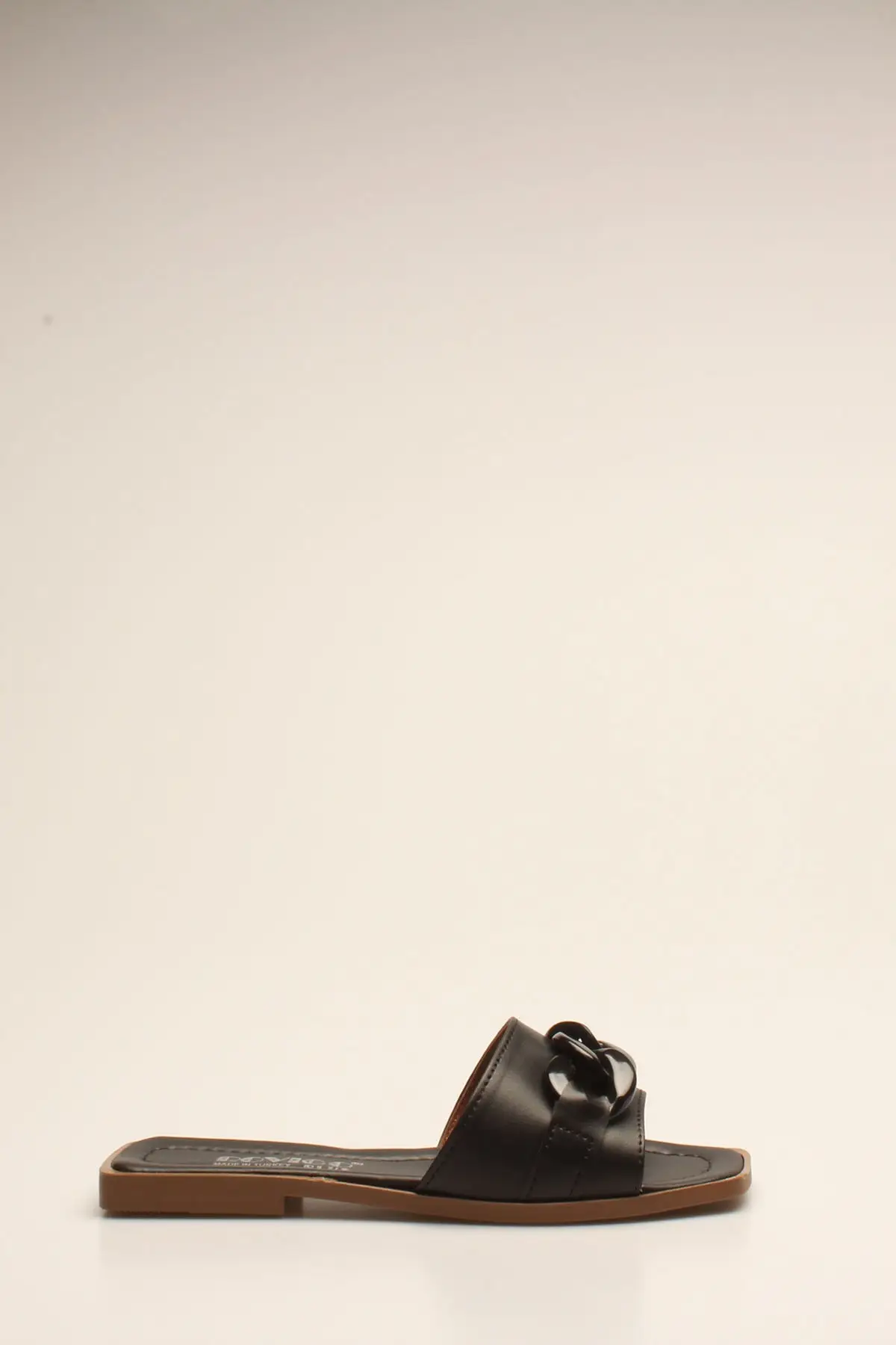 

Fashion Style Black Leather Women's Slippers Sandals And Slippers