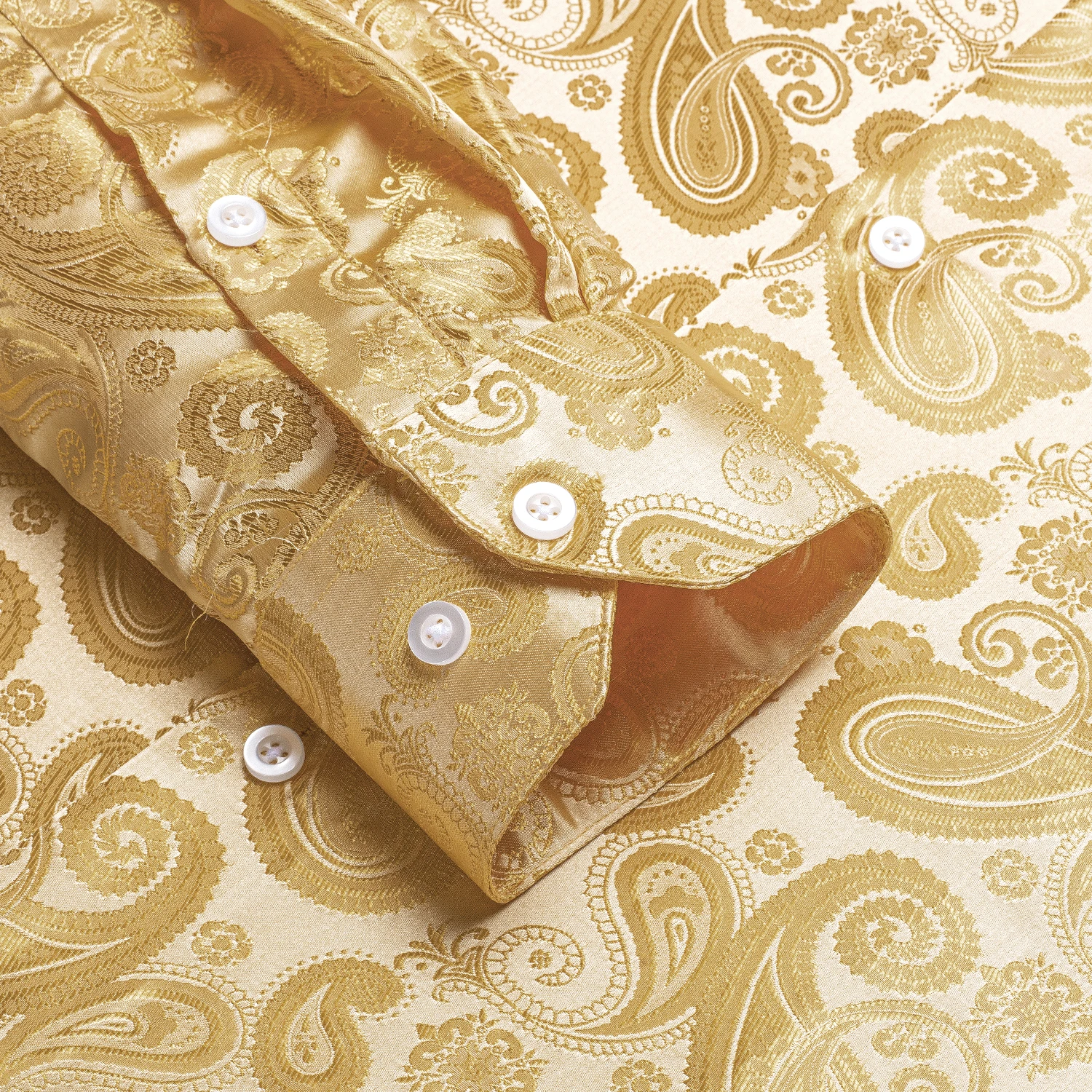 Рисунок 4 - Коричневая шелковая рубашка с длинным