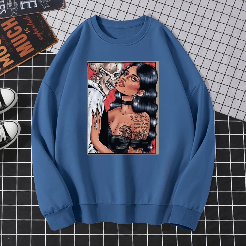 

Крутая девушка с татуировками влюбленная в скелет Женская Толстовка Повседневная Свободная модная флисовая толстовка с капюшоном уличные мягкие Топы