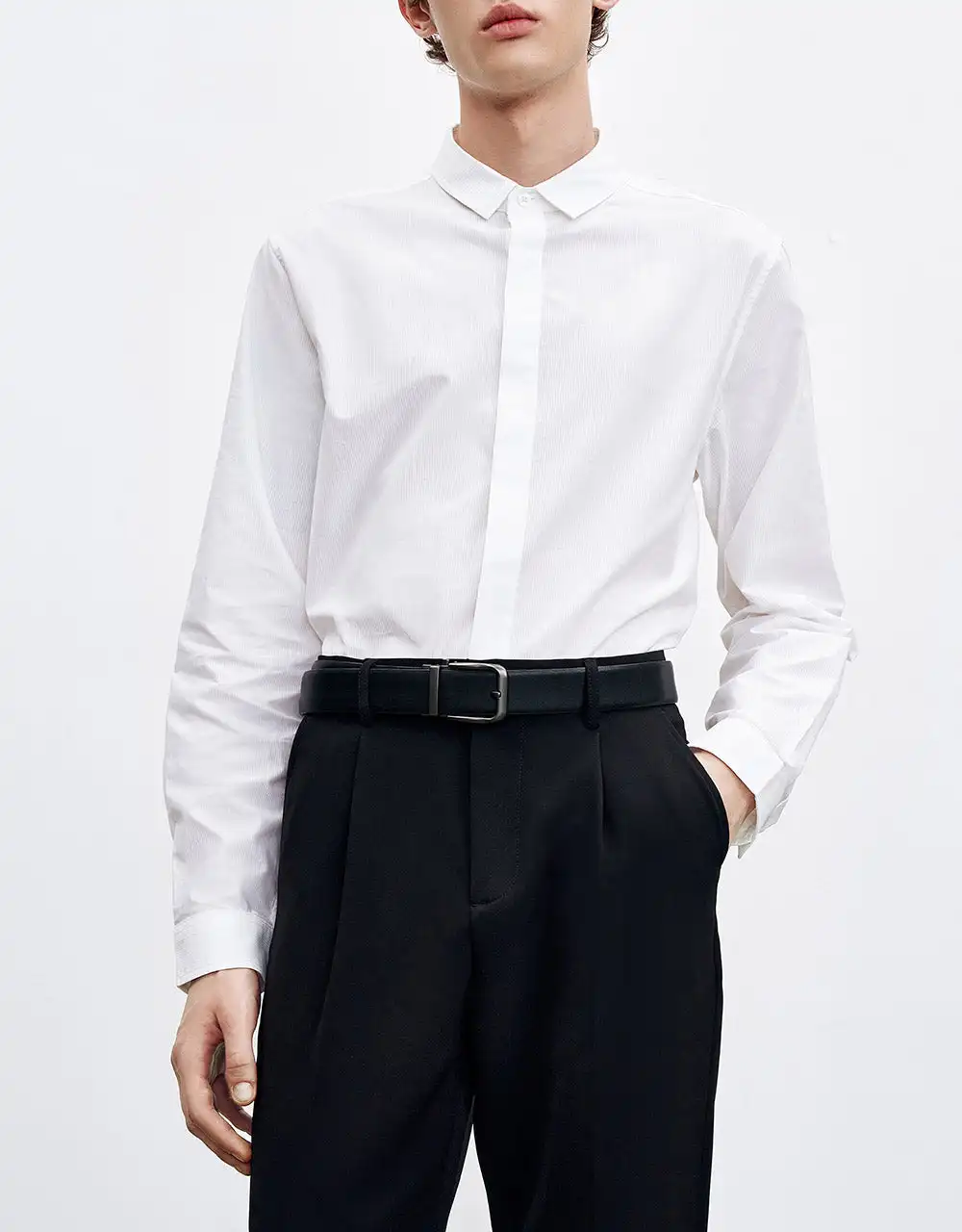 

Minimalist Button Up Shirt