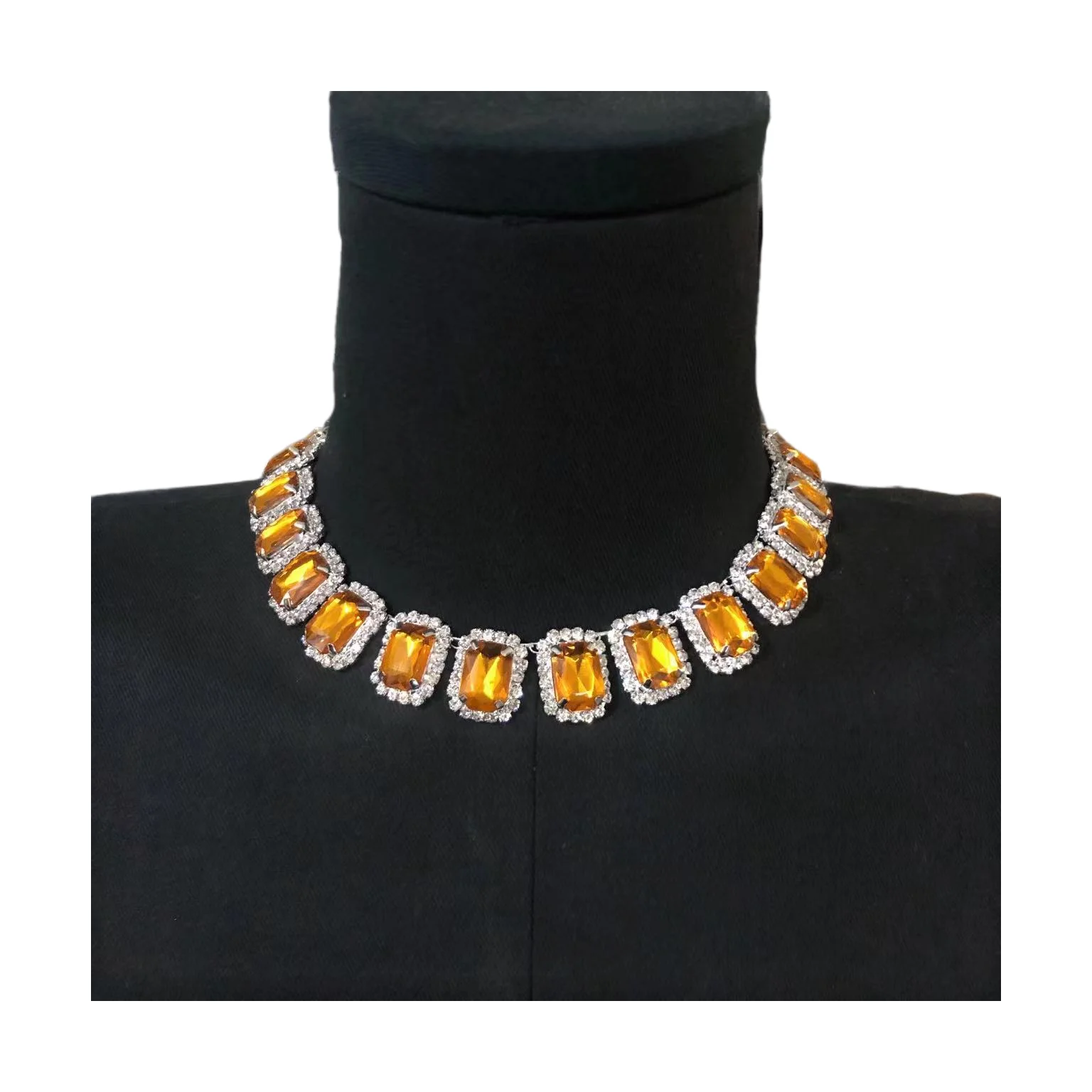 

INS Handmade 8 Color Glass Crystal Necklace Women's Pendant Necklace Fashion Shiny Rhinestone Large Square Choke Necklace Jewelr