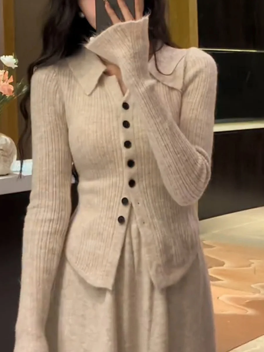 Короткий вязаный осенне-зимний дизайн с v-образным вырезом облегающий кардиган