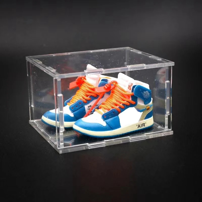 

Мини-баскетбольная 3d-модель обуви, миниатюрные предметы из коллекции с акриловой прозрачной коробкой, скульптуры и фигурки, подарок на день рождения