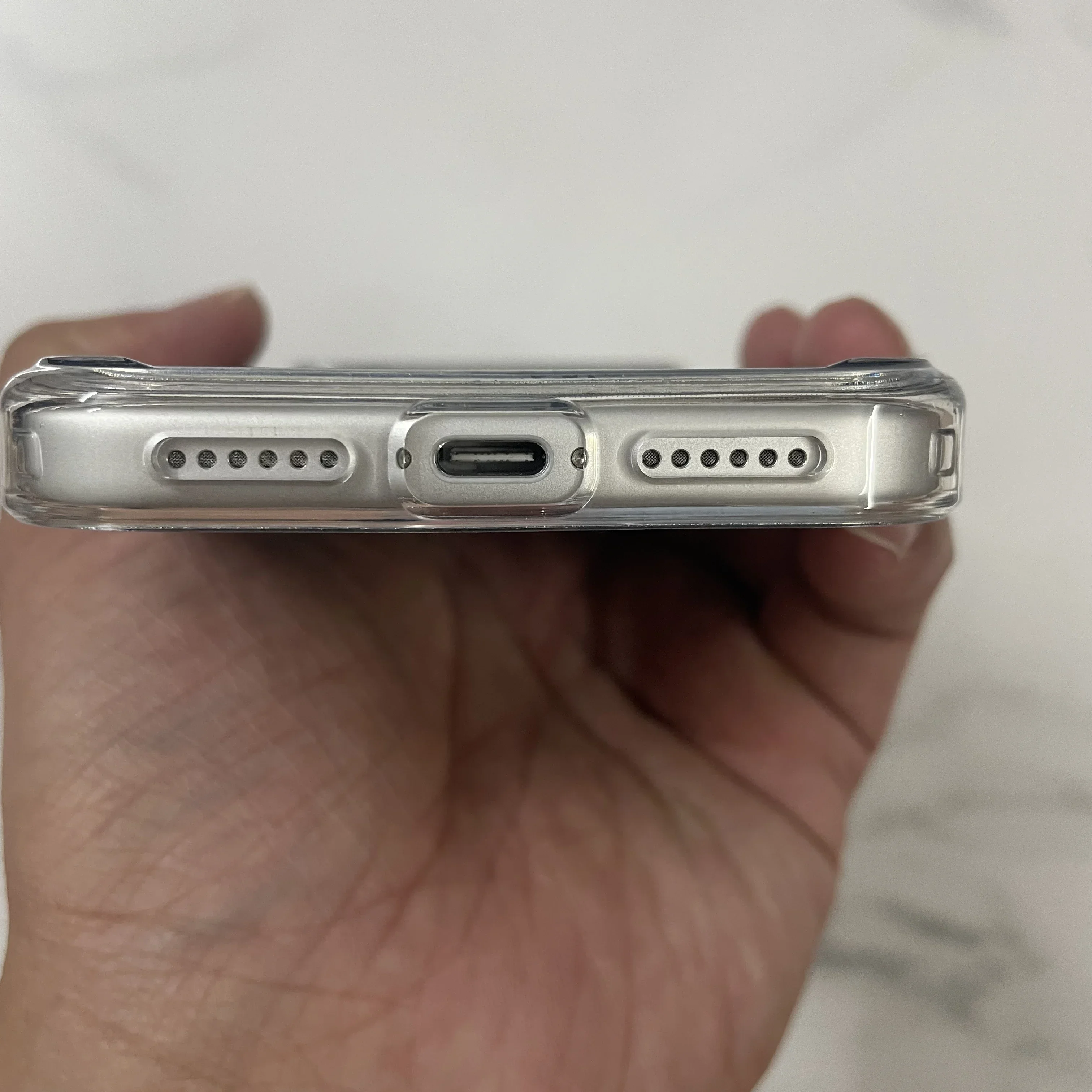 Оригинальный магнитный чехол Spigen для iPhone 13, 14, 15, 16, 17 Pro Max, совместимый с беспроводной зарядкой MagSafe, для iPhone 17 Air, 16 Plus. (art.: 3920dcc5d2acc) - 3920dcc5d2acc