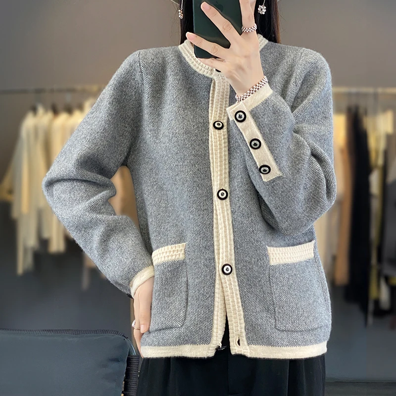 

Кардиган трикотажный из чистой шерсти с круглым вырезом и карманами