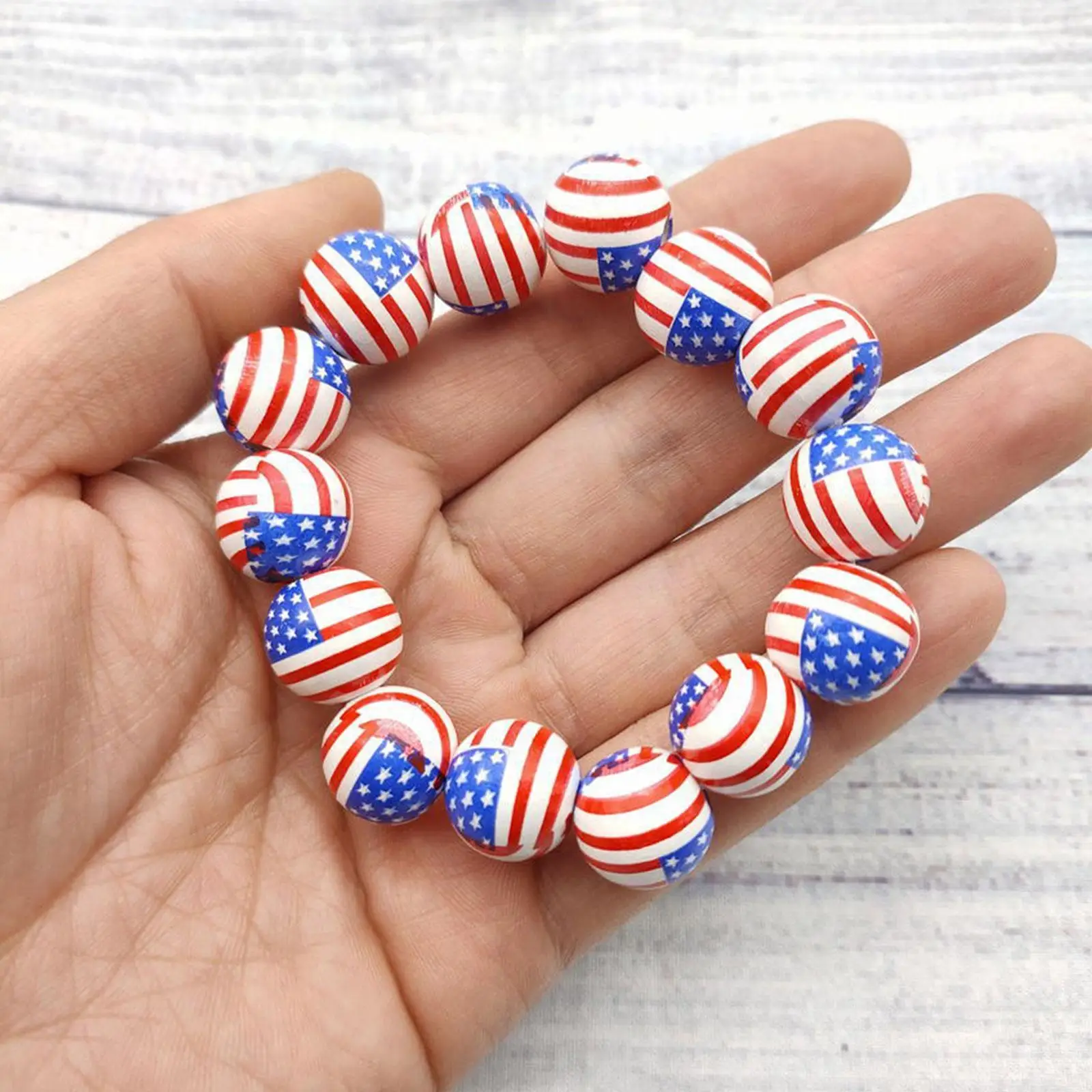 

Wood Beaded Bracelets Bangles For Women Stretchy Wooden Beads American Flag Patriotic Bracelets Independence Day Jewelry Gift