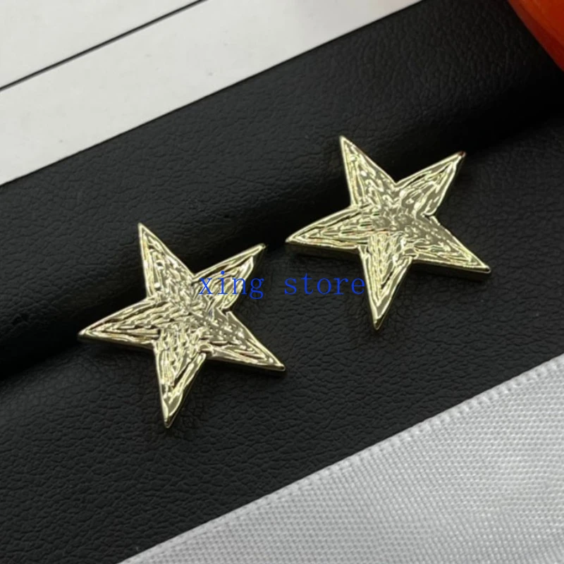 2024 модные новые классические женские серьги с инкрустированными кристаллами и