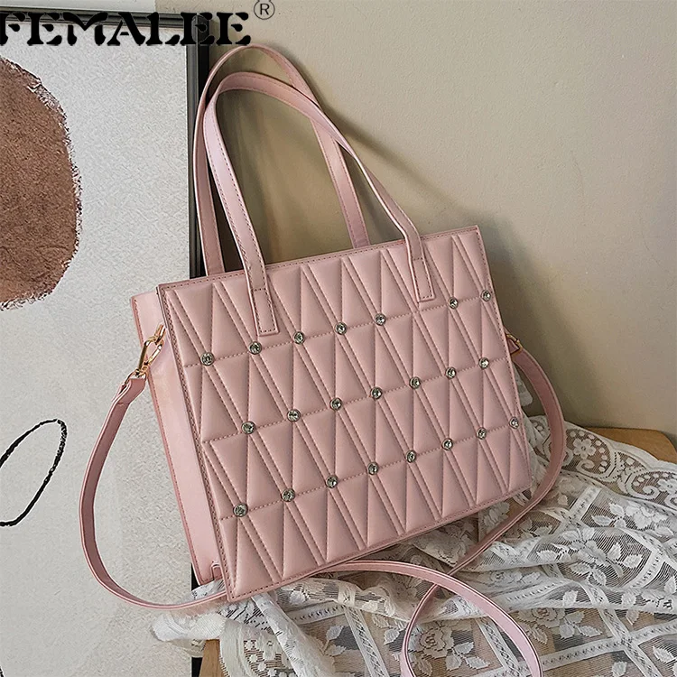 

Rivet Ladies Stitching Flap Shoulder Messenger Purse 2022 Large Capacity Women Hand Bags Quilted Candy Color Ladies Casual Totes