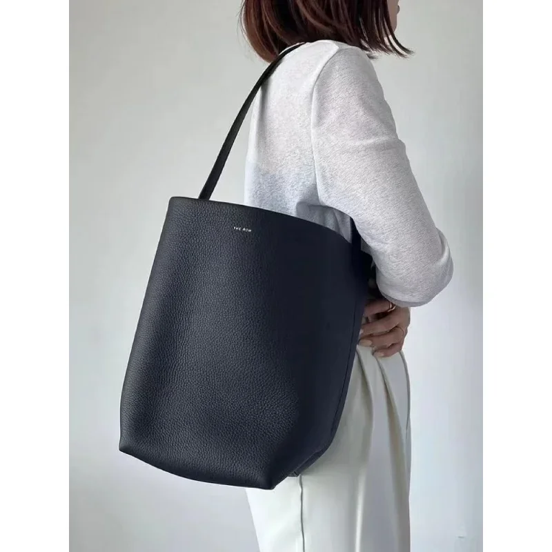

Casual Soft Skin Tote Large-capacity Bucket Bag Advanced Sense Niche Ladies Casual Commuter Portable Shoulder Bag Free Shipping