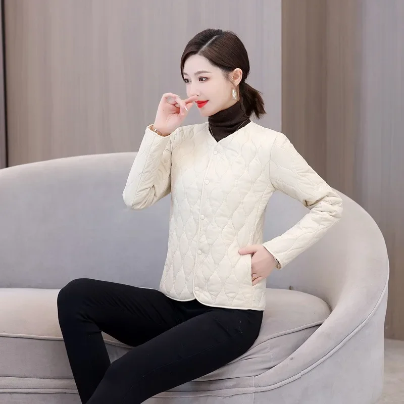 Осенне-зимняя элегантная женская новая утепленная хлопковая куртка с бархатной