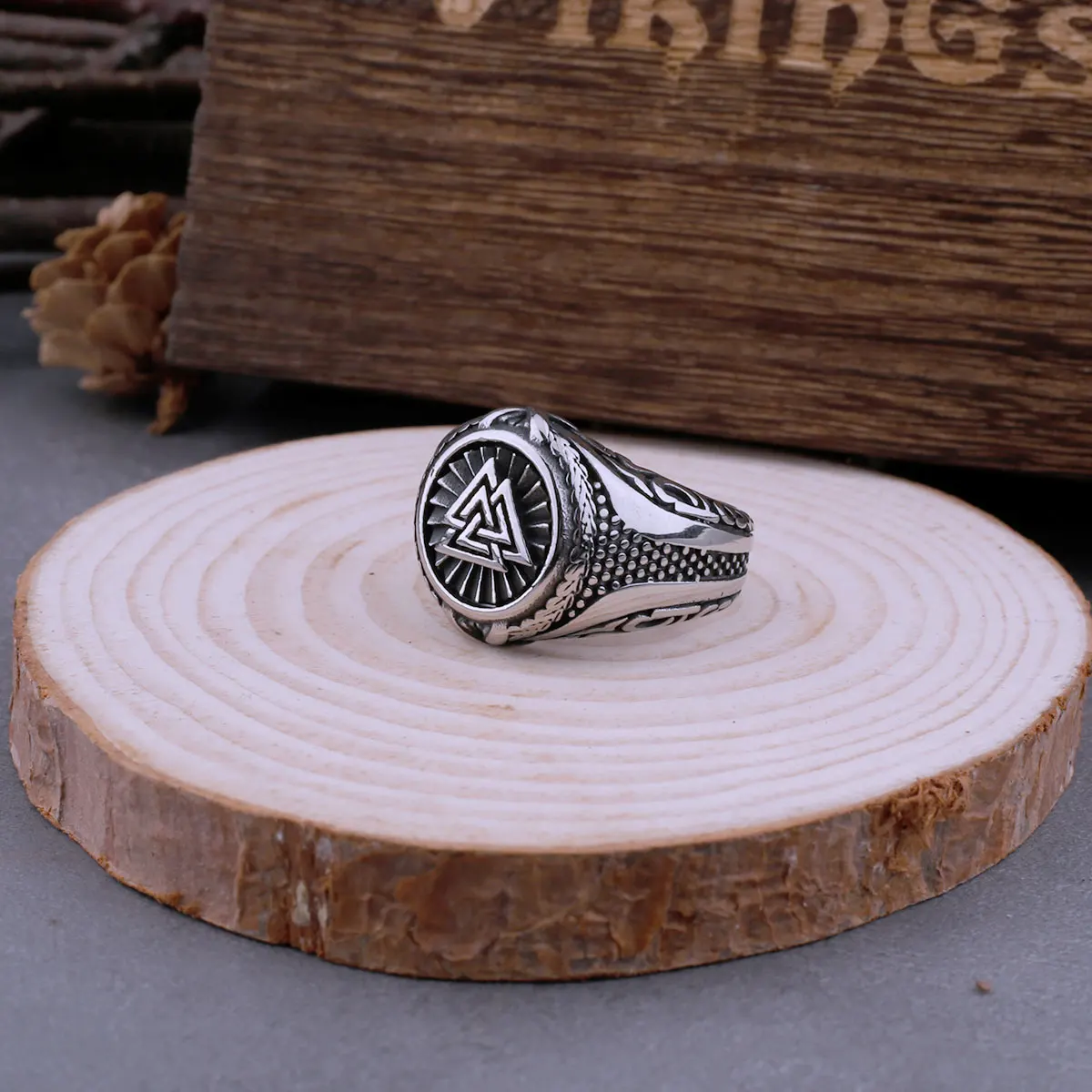 

Viking Valknut Norwegian Rune Ring Ring Men's Nordic Viking Amulet Hip Hop Biker Street Ring Viking Ring Jewelry As Men Gift