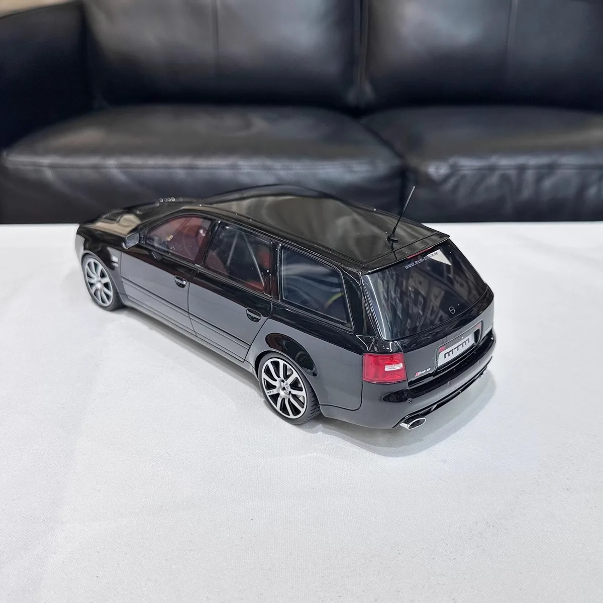 OTTO масштаб 1:18 RS6 2004 коллекция моделей автомобилей из смолы украшения