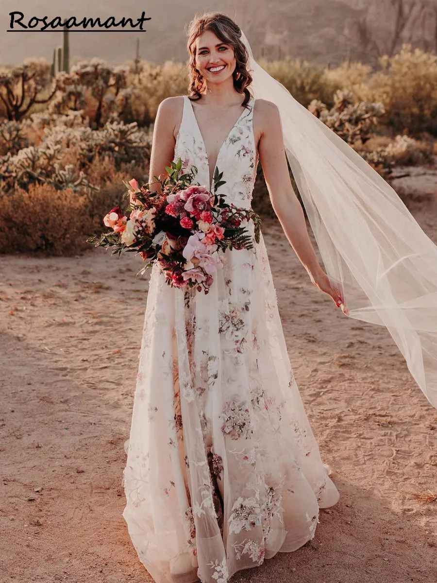 Цветочное богемное пляжное свадебное платье в стиле бохо с цветочным принтом