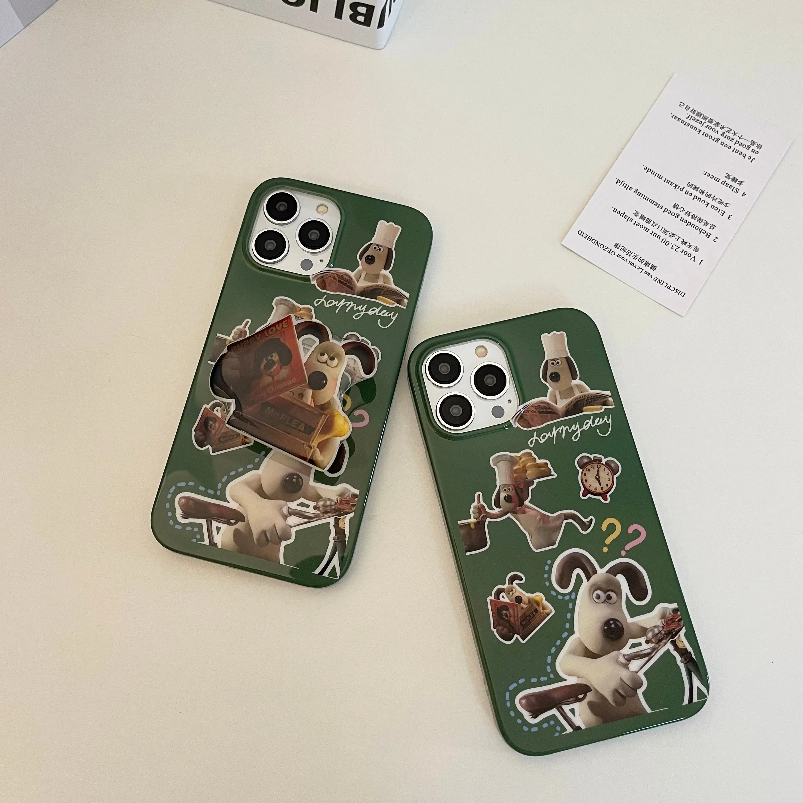 

Anime Wallace&Gromit A Grand Day Out Cartoon Bracket Phone Cases For iPhone 13 12 11 Pro Max XR XS MAX X Couple Anti-drop Cover