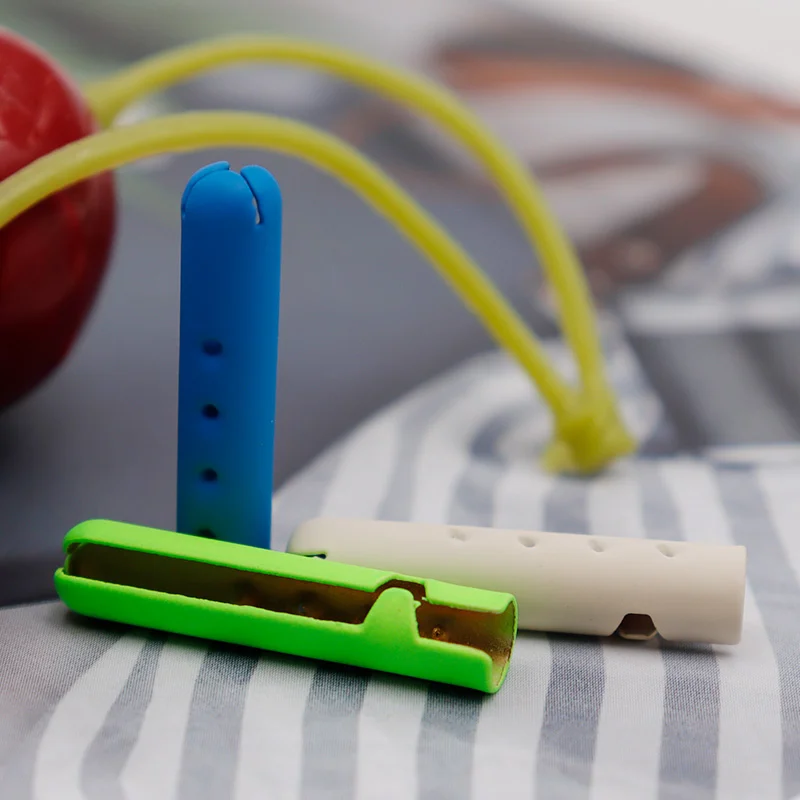 Weiou 20pcs Skin Feeling Paint Metal Aglets Front Fashion Lace Tips Canvas Rope Ends 22.7*4.8mm Solid Bright Color Heads Bulk