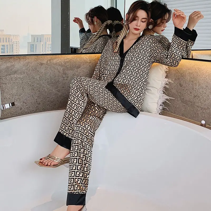 CAIYIER 2022 Women V-Neck Silk Satin Pajamas Set Long Sleeve Sexy Sleepwear Luxury Print Girls Nightwear Suit Large Size M-3XL