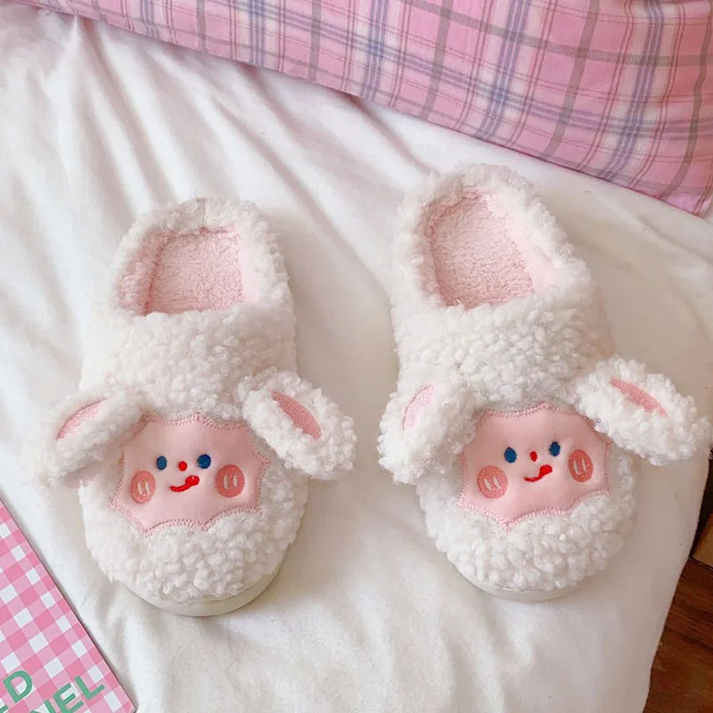 

New Winter Women's Home Slippers Faux Fur Warm Shoes Cute Lamb Women's Slippers Non-Slip Thick Bottom Couple Furry Cotton Shoes