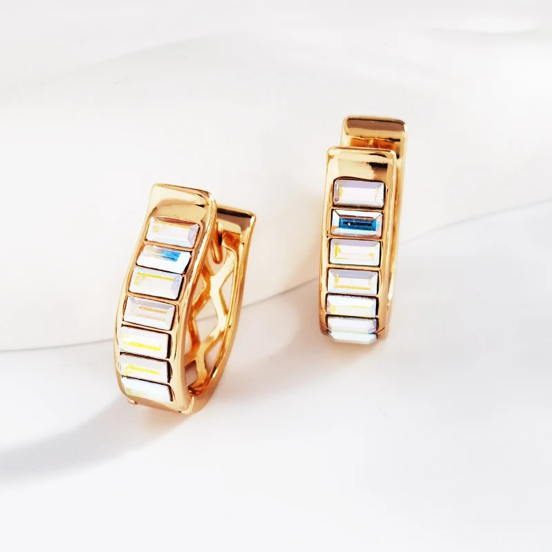 

Trendy Women's Clip Earrings 2023 made with Crystals from Austria for Ladies Party New Girls Hoops Earings Birthday Bijoux Gifts
