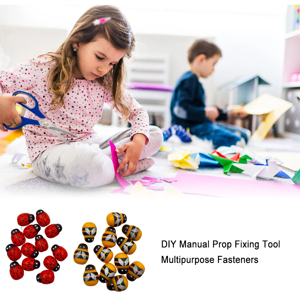 

Pack of 100 Wooden Button Bee Ladybug Pattern Removable Fastener Multipurpose Fasteners Widely Applicable Shank Buttons