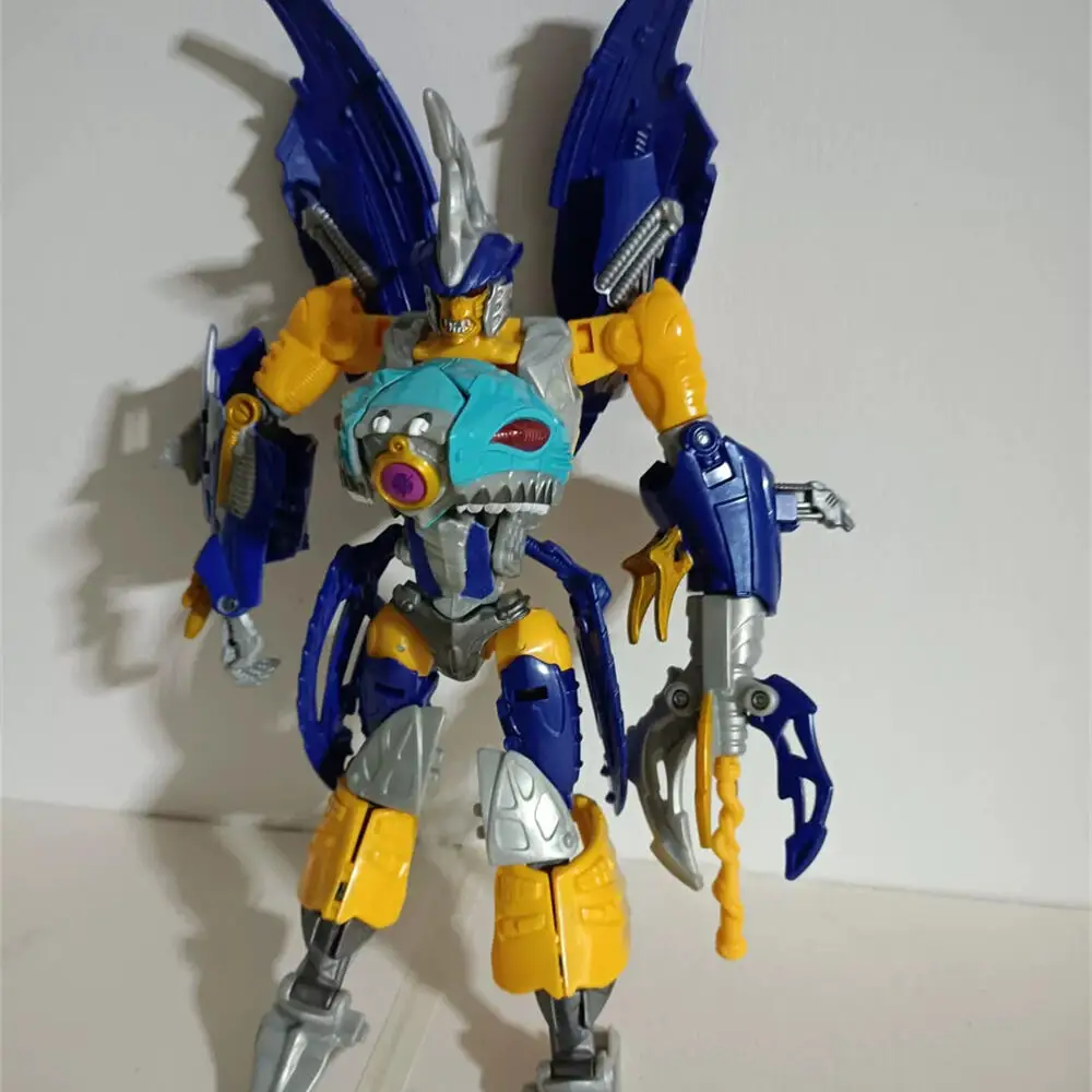 Фото Hasbro Transformers IDW Series Voyager Sharkticon Оригинальные оптовые товары с дефектами Модель-кукла Фигурка Подарок на день рождения №3