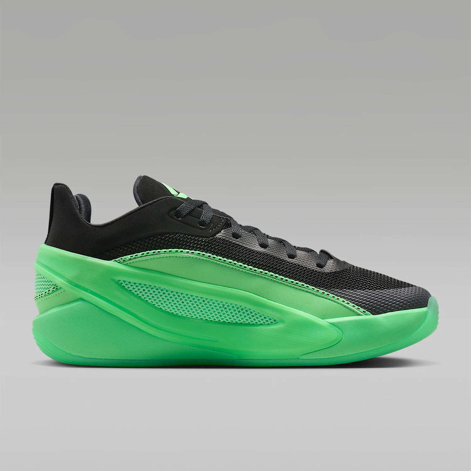 Фото Мужские баскетбольные кроссовки Nike Authentic JORDAN средней высоты с застежкой на шнуровке, износостойкие, амортизирующие, модель HV8087-302 №3