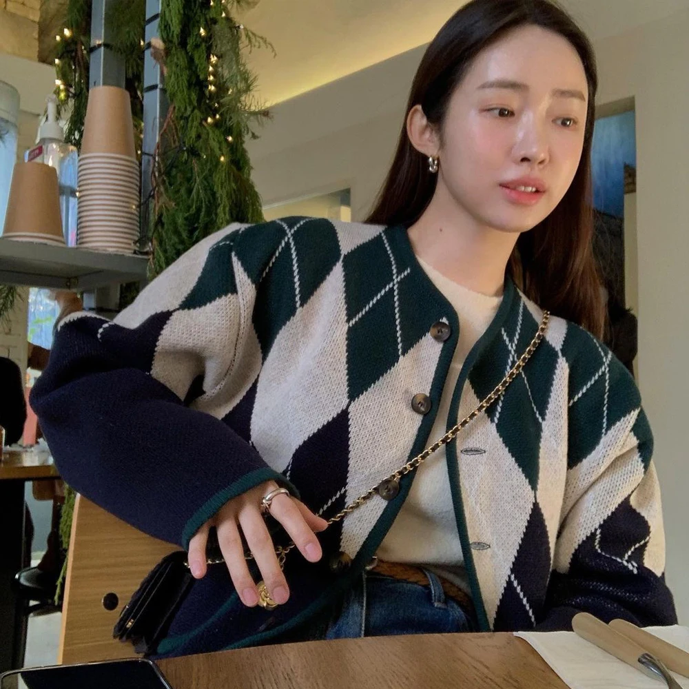 

Женский винтажный вязаный кардиган с узором ромбиками, однобортный свитер в Корейском стиле на осень и зиму, 2022