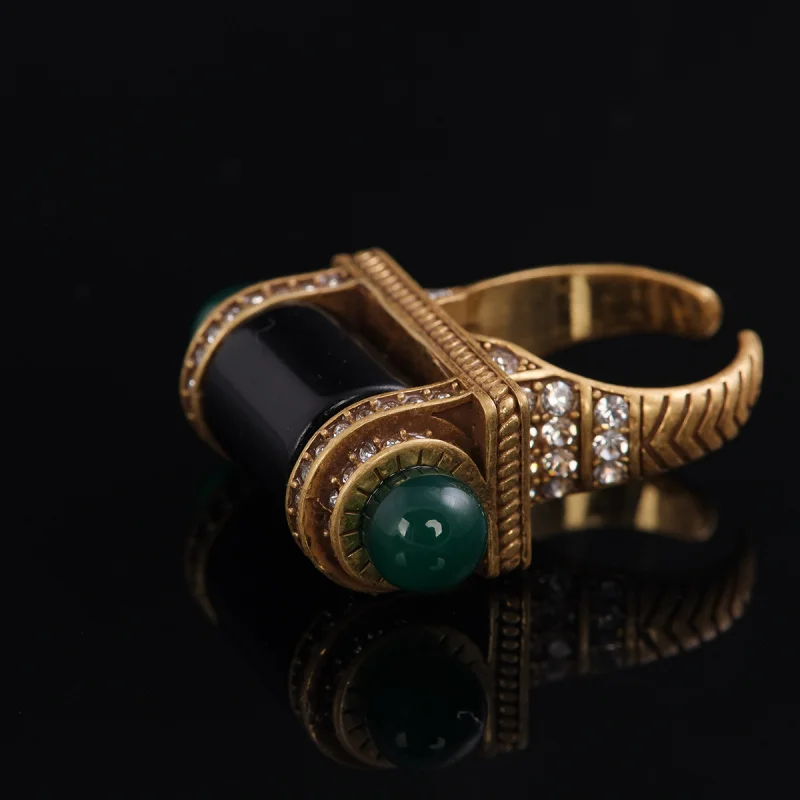 Фото Открытое кольцо Artisan-Crafted Vintage Galaxy из натурального камня — вневременные небесные украшения для жирного стиля №4
