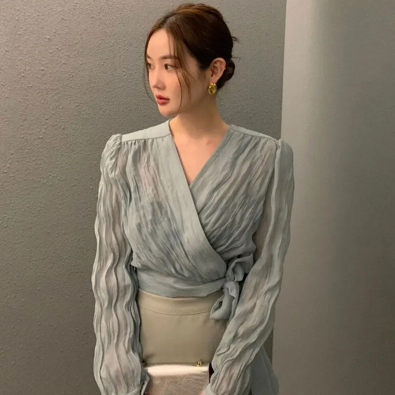 

F GIRLS Elegant Cross V Neck Shirt Women Bandage Bow Knot Pleated Top Spring Summer 2022 New Puff Sleeve Versatile Blouses