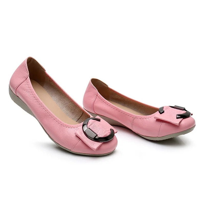 

Comfortable Leather Flat Soft Soled Mother 2023 Middle-aged and Elderly Women Single Shoes Spring and Autumn Shallow Mouth